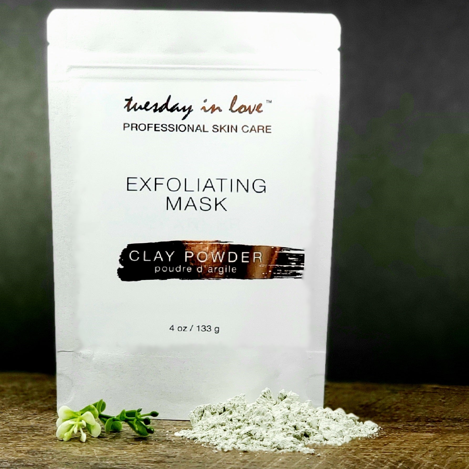 Exfoliating Clay Powder Mask - Tuesday in Love